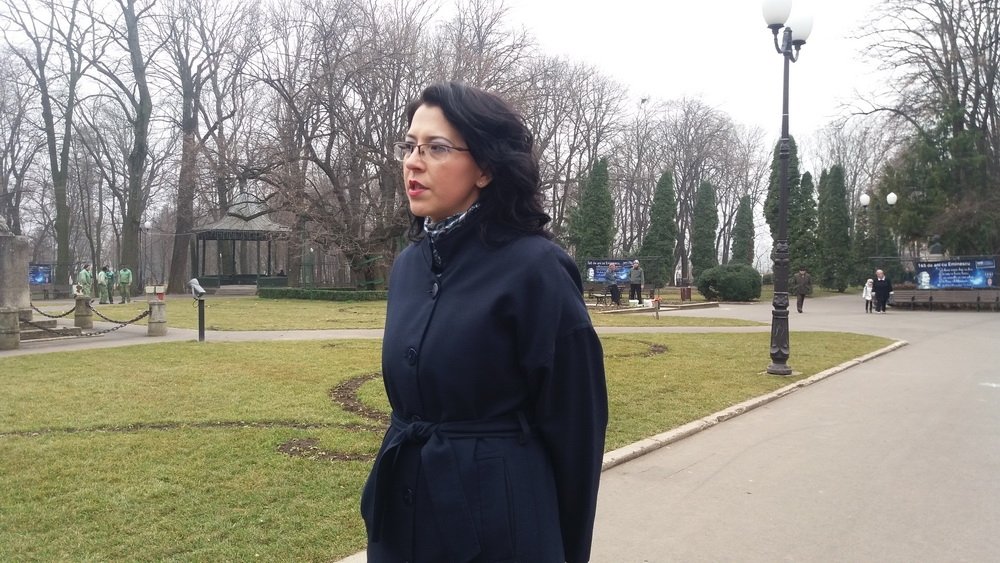  238555_154349_stiri_Dana-Botezatu