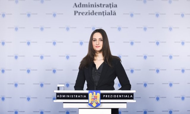 Ce spune fosta purtătoare de cuvânt a lui Iohannis care și-a invitat soțul în emisiunea de la TVR: „Șoc!”