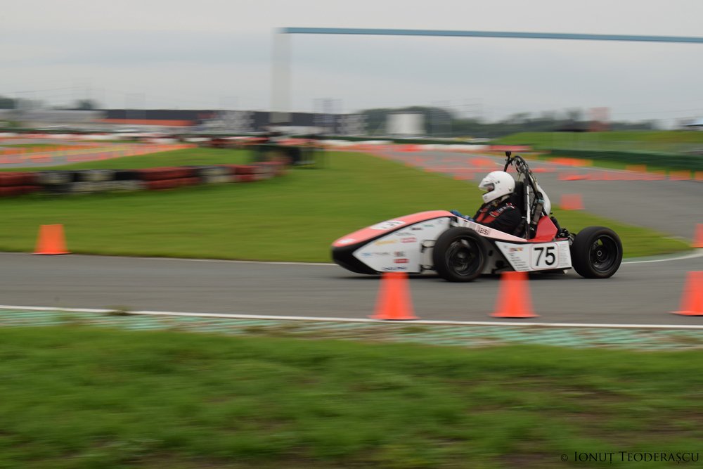  254774_165767_stiri_tuiasi-racing-1