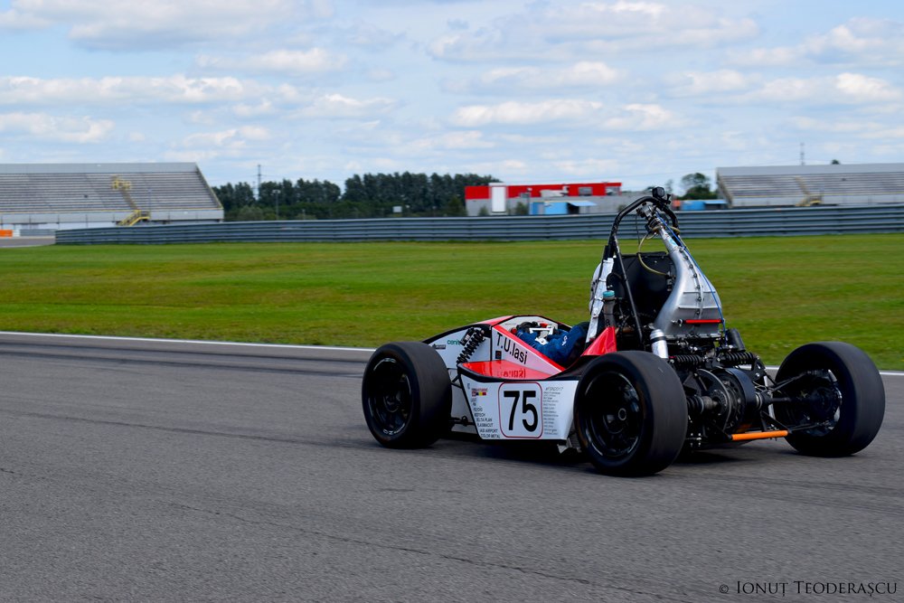  254782_165767_stiri_tuiasi-racing-9