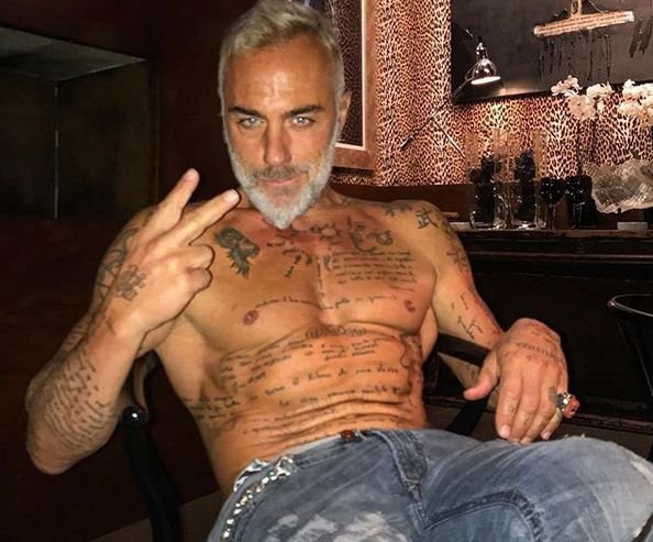 FOTO) Playboy-ul italian Gianluca Vacchi a ramas fara yaht si proprietati -  Ziarul de Iaşi - liderul presei ieşene