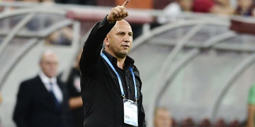 FOTBAL Scoateți nasul din subsol! Meci extrem de important pentru Poli la ora 15, pe teren neutru