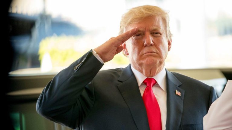 Donald Trump a efectuat o vizită la Spitalul Militar Walter Reed de la Bethesda, pentru a face „un număr bun de teste”:  „Nu m-am simţit niciodată aşa de bine”