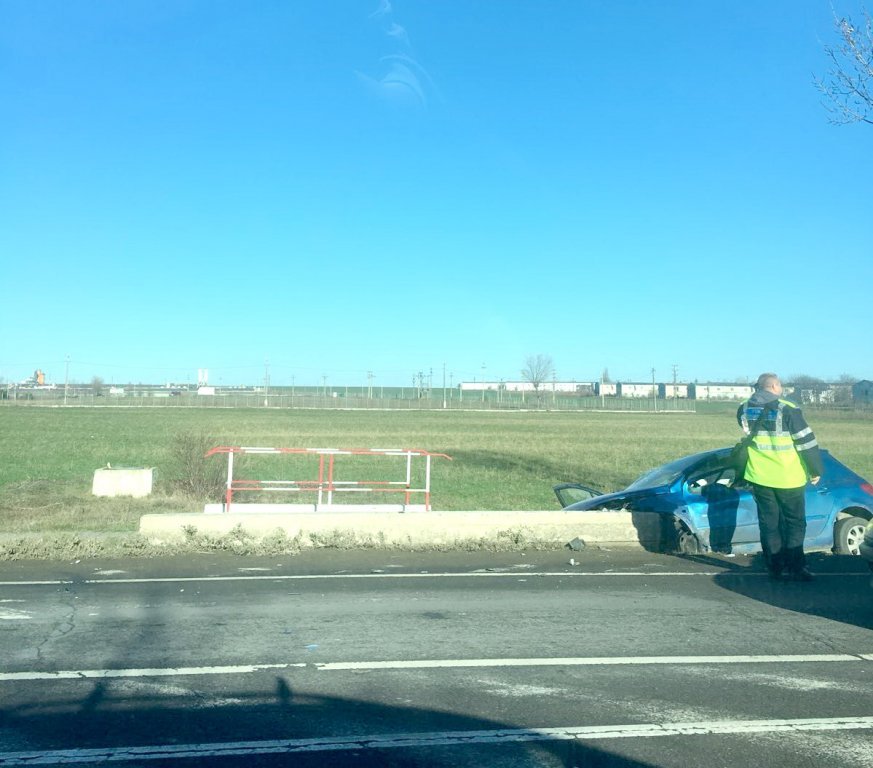  273728_178658_stiri_Accident-foto-Marta-Raus-1