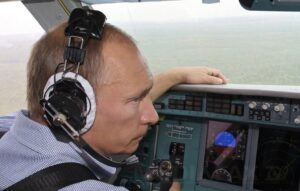 În drum spre Alaska, Putin s-a oprit în Magadan, unde a vizitat monumentul prieteniei cu SUA