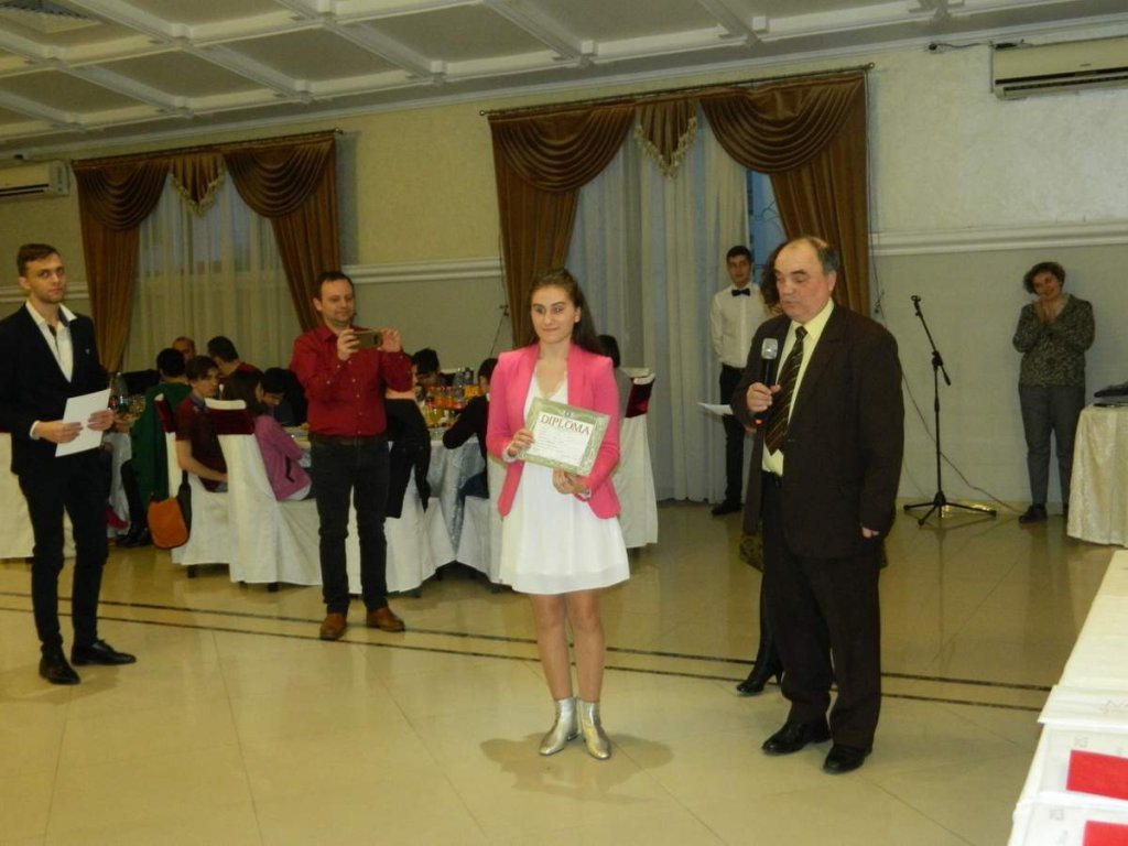  284872_186445_stiri_DSCN2500