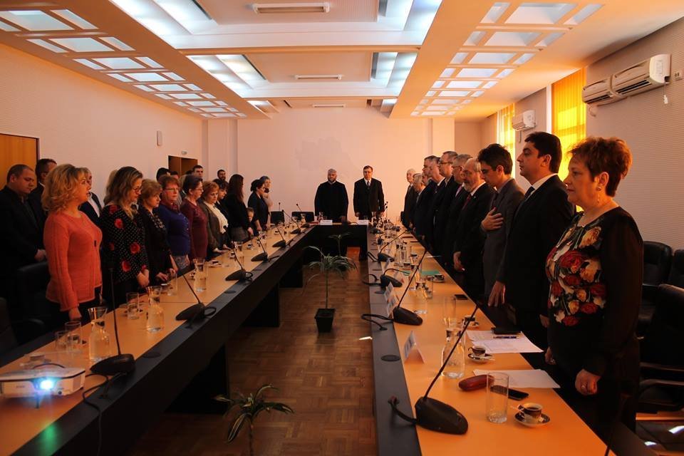  284971_186507_stiri_prefecti-iasi-3