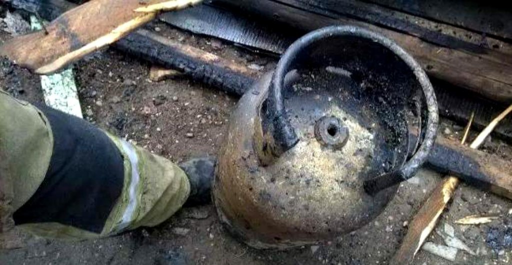 Bărbat din Vaslui, transportat în stare gravă la Iași, după ce ce a fost surprins de explozia unei butelii. Acesta are arsuri pe aproximativ o treime din suprafaţa corpului