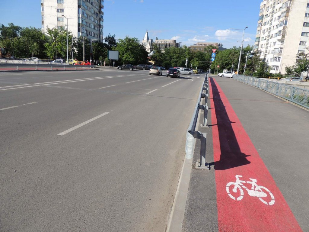  295131_193522_stiri_pod-Cantemir-pista-biciclete1