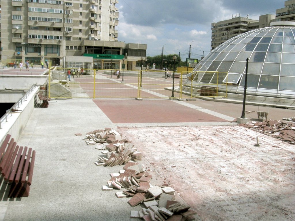  Încă o suplimentare, de adio, a lucrărilor de la Hala Centrală?
