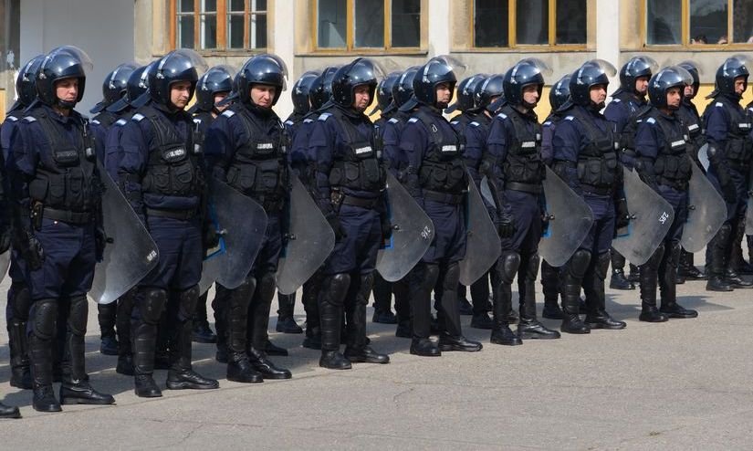Evenimentul „Ori la bal, ori la spital!”, programat după închiderea urnelor, în Piaţa Victoriei, anulat