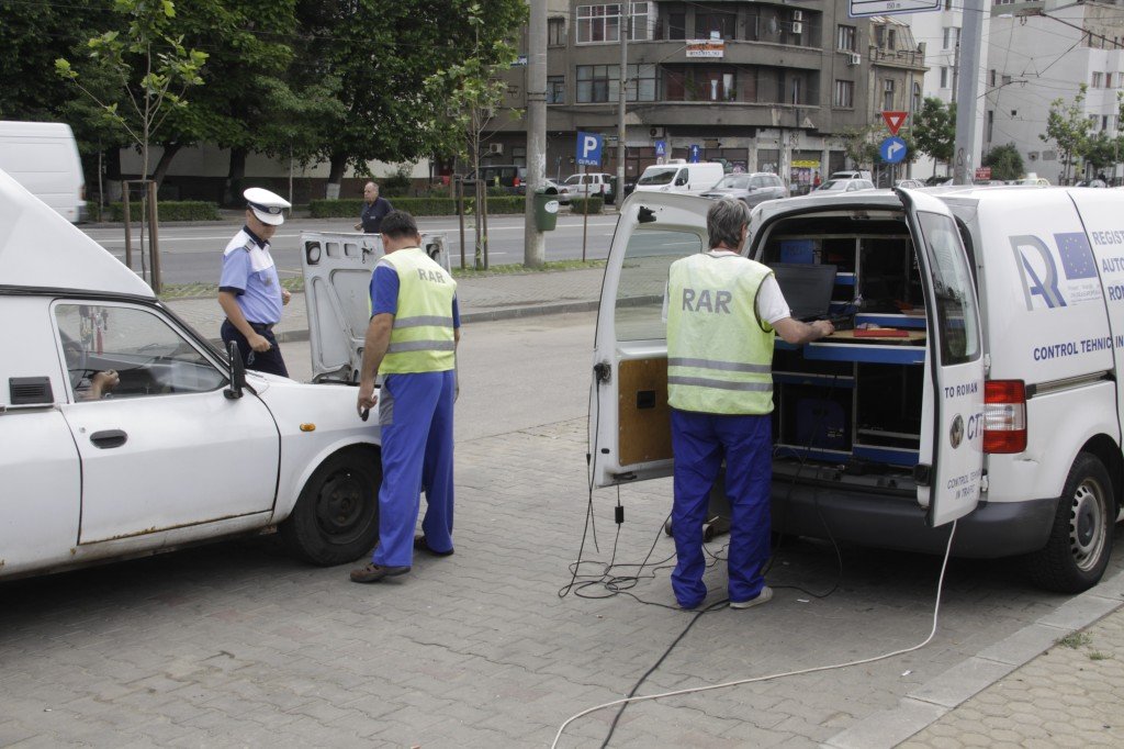 40,01% dintre vehiculele verificate de RAR în trafic, în 2024, aveau deficienţe tehnice majore