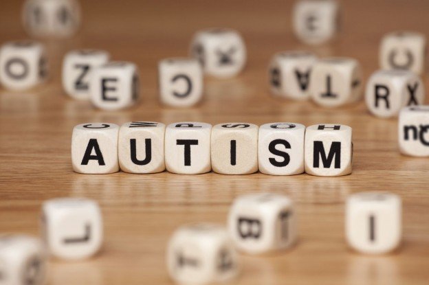 Medic ieșean: autismul nu este o insultă, este un diagnostic în spatele căruia se află oameni. „Demnitatea lor nu ar trebui pusă niciodată la îndoială”