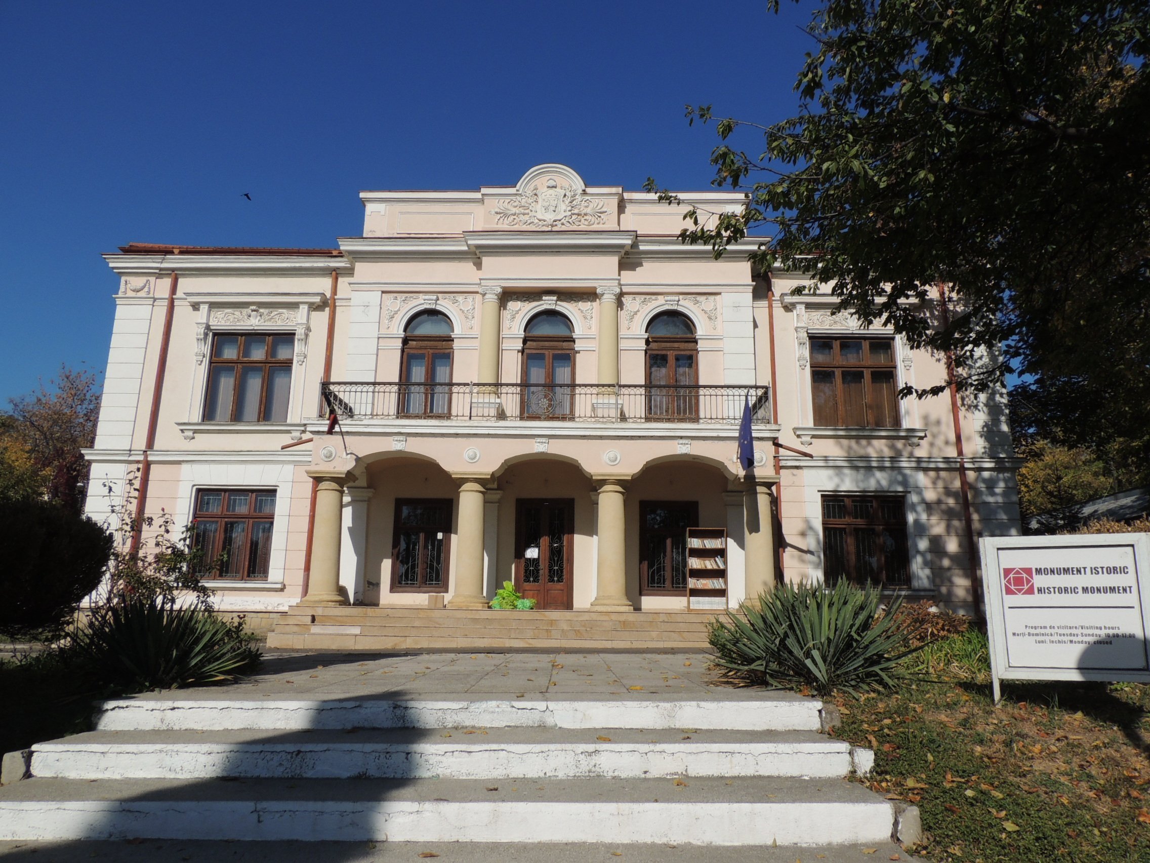  307514_202717_stiri_Casa-Pogor1