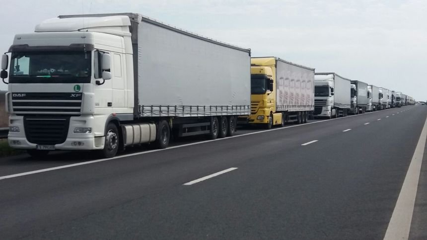 Țevi, șuruburi, oțel aduse în țară din China sau Turcia? În ce condiții va putea fi marfa blocată la vamă peste câteva luni