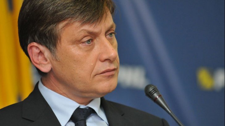 Crin Antonescu: „Deocamdată n-am elemente să cred că vorbim de Ialta 2. Am însă motive să cred că rezultatul alegerilor prezidențiale poate să ducă România într-un risc de consecințe tip Ialta 2”