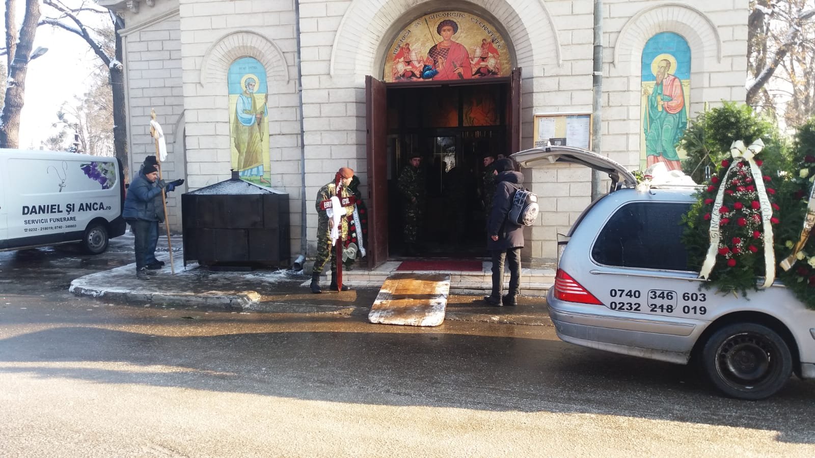  315515_208699_stiri_inmormantare-emil-brumaru-4