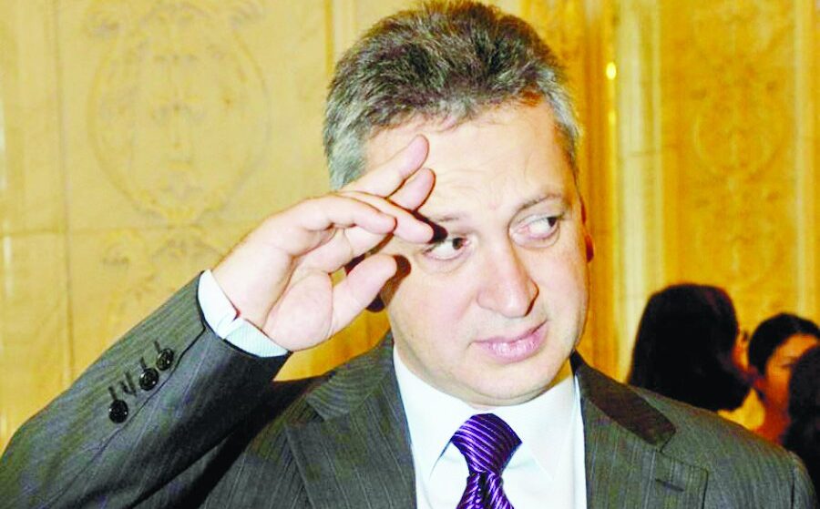 Relu Fenechiu, proces în instanță după ce a fost amendat în trafic pentru că făcea poze la un accident rutier. Nu a putut contrazice Poliția