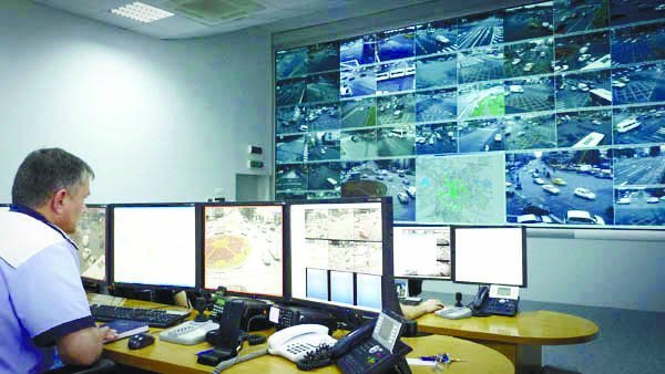 Semafoarele şpăgii din Iaşi. Cât ne va costa Sistemul de Management al Traficului?