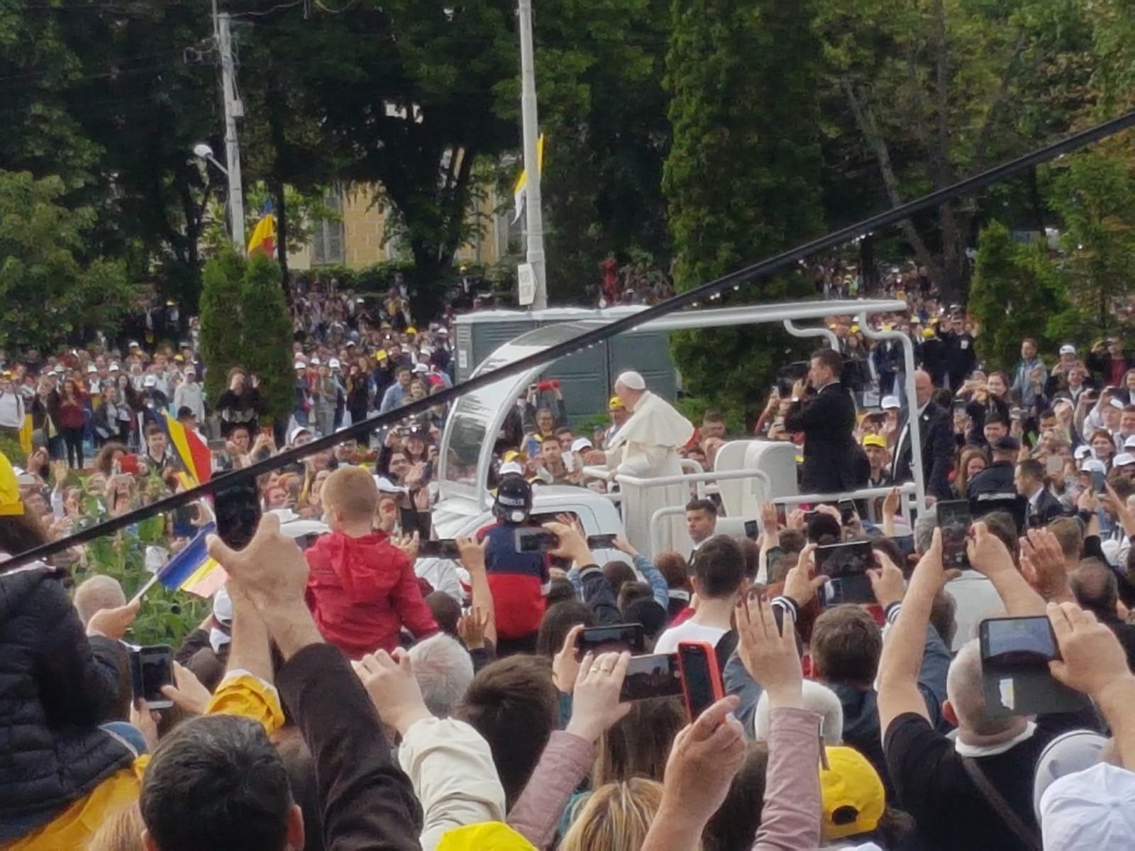  331191_220836_stiri_papa-francisc6