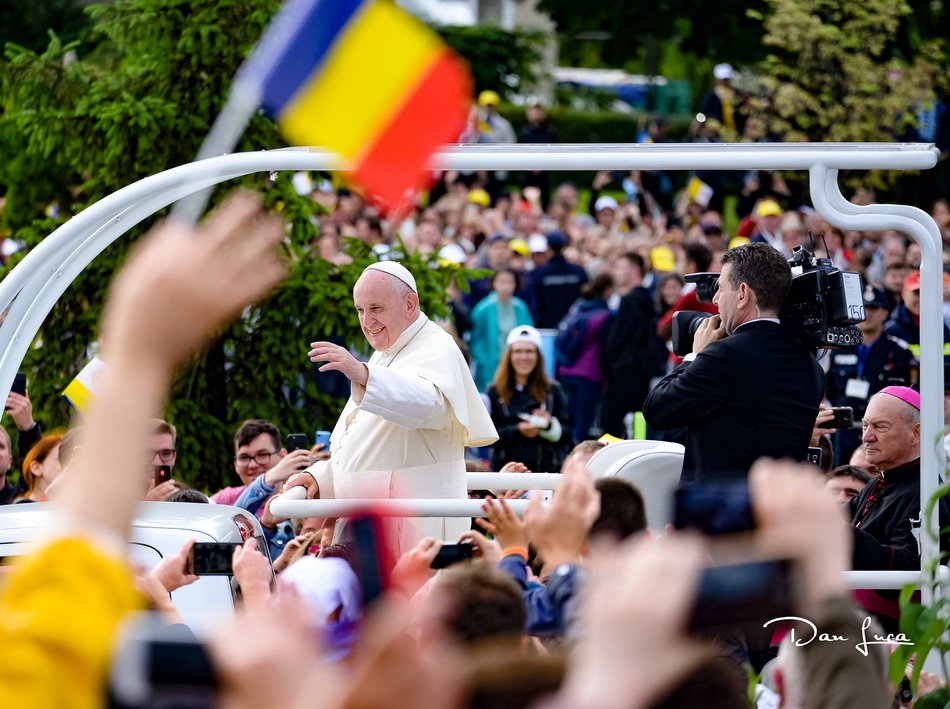  Ziua în care la Iaşi s-a scris istorie! Papa Francisc: „Sfârşitul lumii va fi atunci când…”