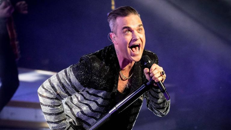 Robbie Williams spune că suferă de sindromul Tourette 