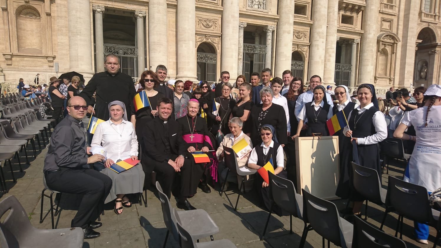  331675_221143_stiri_vizita-Vatican4