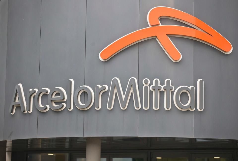 Italia cere ArcelorMittal despăgubiri de peste șapte miliarde de euro