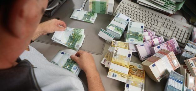 30% din banii atraşi de la UE în Moldova au ajuns la Iaşi. Cum au fost folosiți