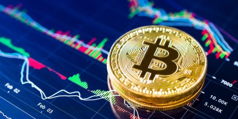 Rusia foloseşte Bitcoin în comerţul exterior, pentru a contracara sancţiunile occidentale, potrivit ministrului de finanţe