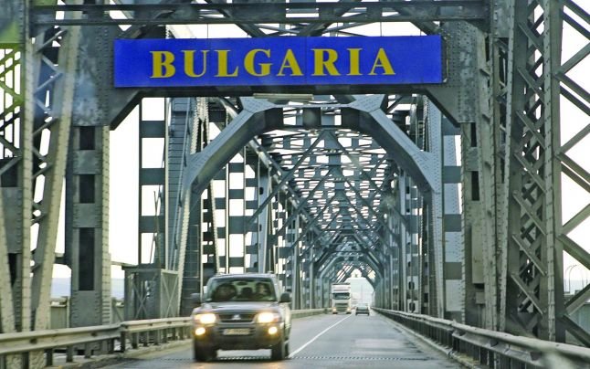 Circulaţia va fi închisă, în 27 martie, pe Podul Ruse-Giurgiu, pentru executarea unor lucrări