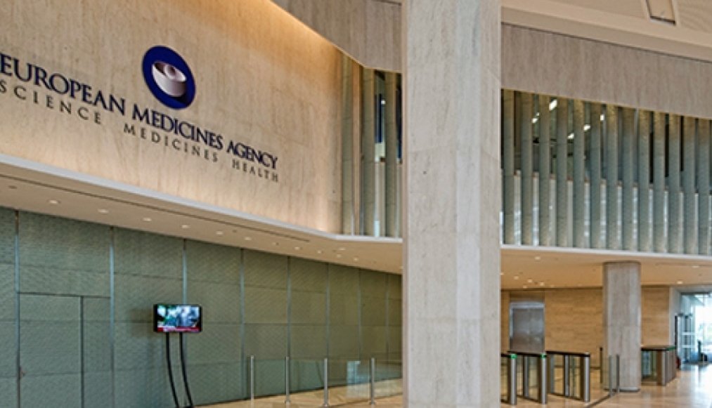  Cinci motive pentru care să faci Facultatea de Farmacie – angajat la Agenția Europeană a Medicamentului