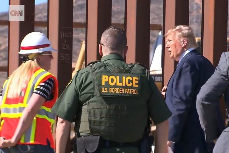 Administraţia Trump declară „morţi” mii de imigranţi latino-americani pentru a-i obliga „să plece” din SUA