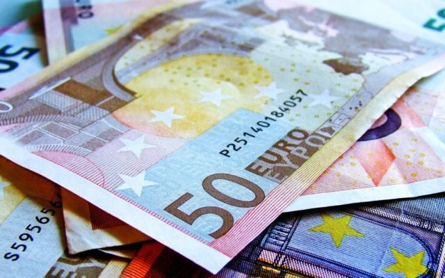 Ce salariu net va avea un român din Spania care câștigă 5.000 €/lunar, brut? Cum se calculează?