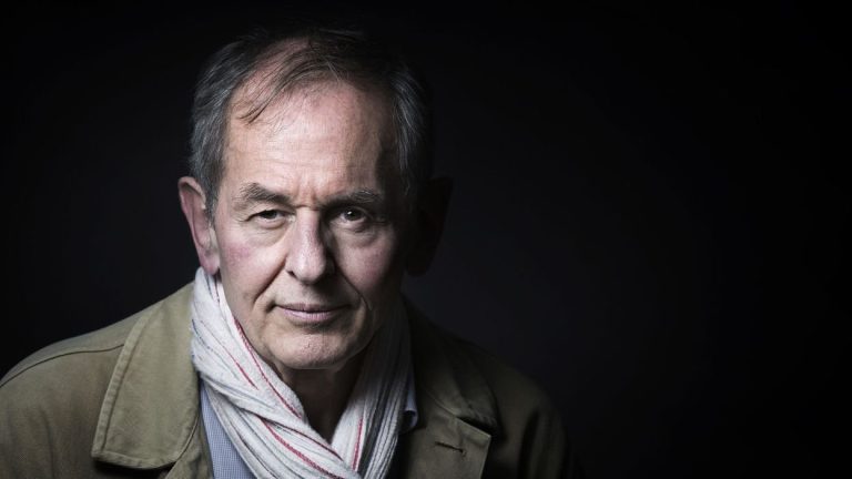 „România iese, încet, dar sigur, din simulacrul de democraţie pe care Iliescu i-a impus-o“. Interviu cu istoricul Thierry Wolton
