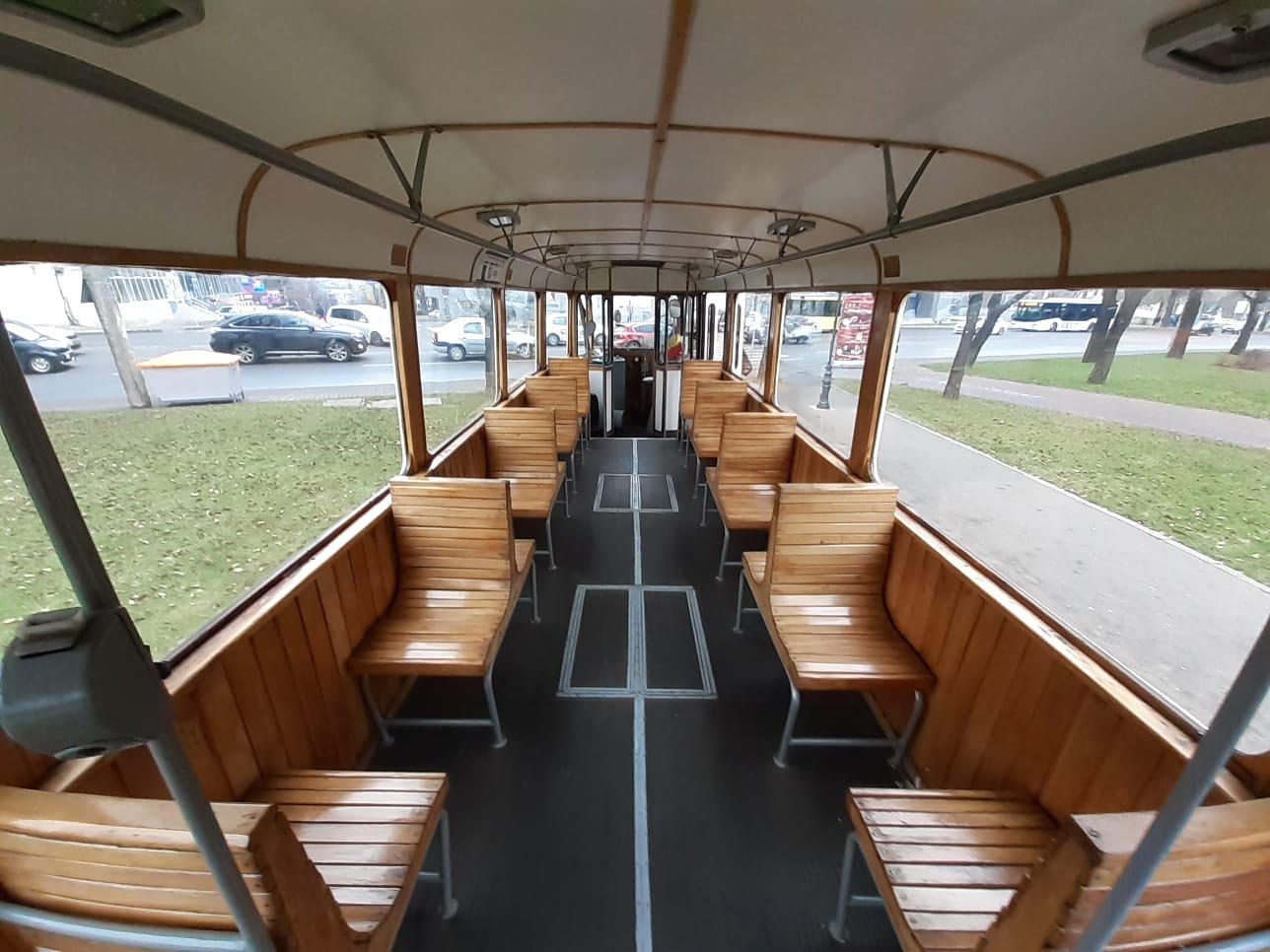  353610_238818_stiri_tram1