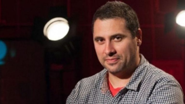 Regizorul Radu Jude duce la Berlin rezistența anticomunistă și Pogromul de la Iași