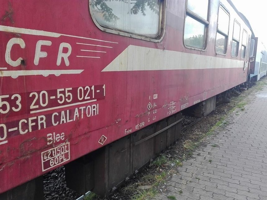 16 tipuri de sporuri la CFR care are 50.000.000€ pierderi. Directorul își cumpără apartamente de lux