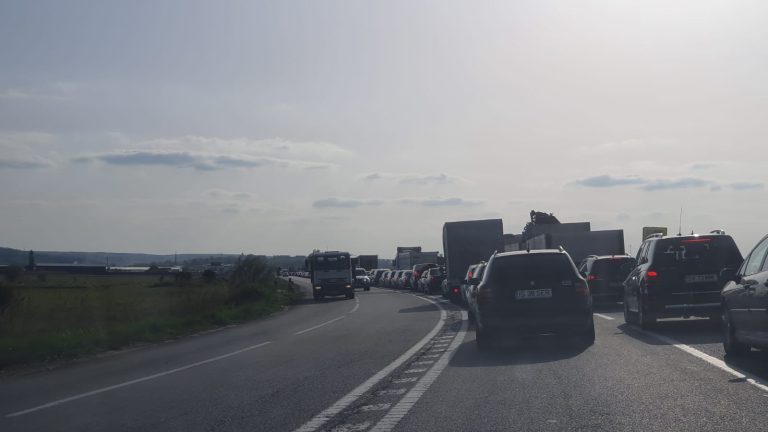 Cum să „păcălești” dopul rutier de la Podu Iloaiei: trei variante active, două de rezervă