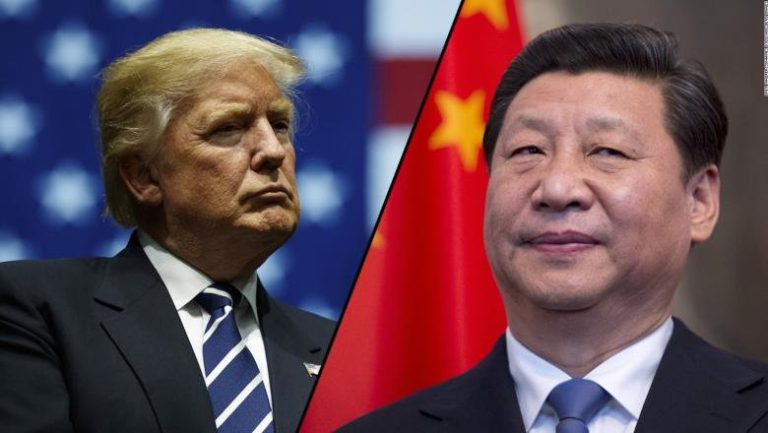Trump se pune rău cu China: Anunţă taxe vamale suplimentare de 10%  începând de la 4 martie