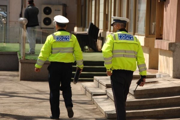 Primăria a contractat o agenție privată pentru paza și protecția casieriilor. „Poliția locală nu are efective suficiente”