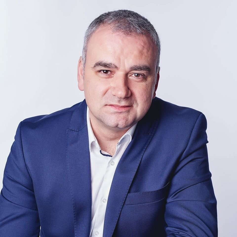 Marius Bodea: Incompetența lui Maricel Popa nu justifică cinismul lui Alexe! Spitalul mobil de la Lețcani trebuie să salveze vieți, nu cariere politice (P)