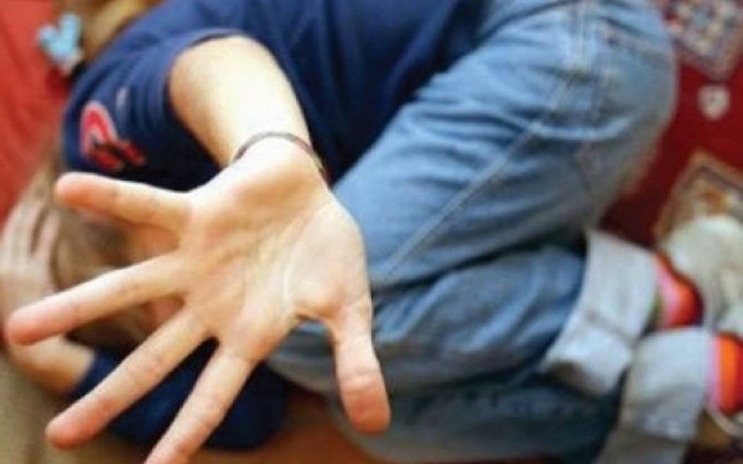  Viol la o stână din Iaşi: victima, un copil de 10 ani