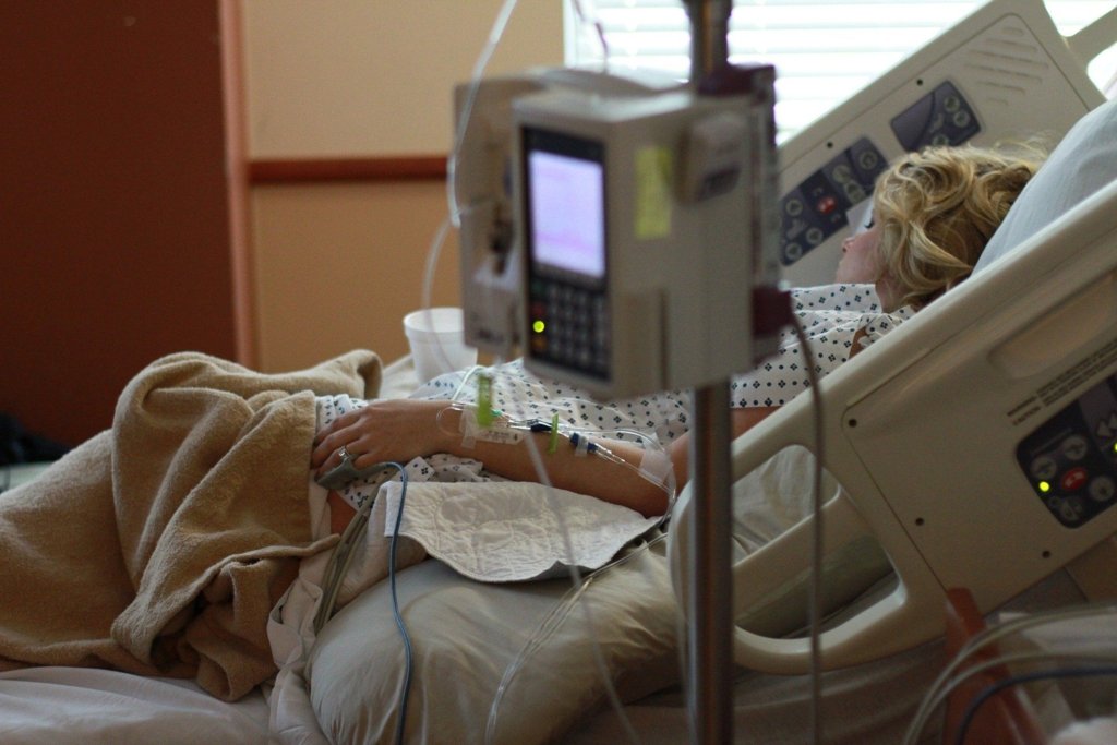  Situaţie dramatică la Infecţioase: Nu mai sunt locuri în paturile cu suport de oxigen!
