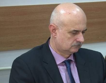 Jongleriile şefului de la Vamă: a donat două apartamente şi a primit unul!