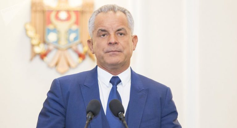 Oligarhul Vladimir Plahotniuc avea asupra sa mai multe documente cu identități românești false când a fost reținut în Grecia