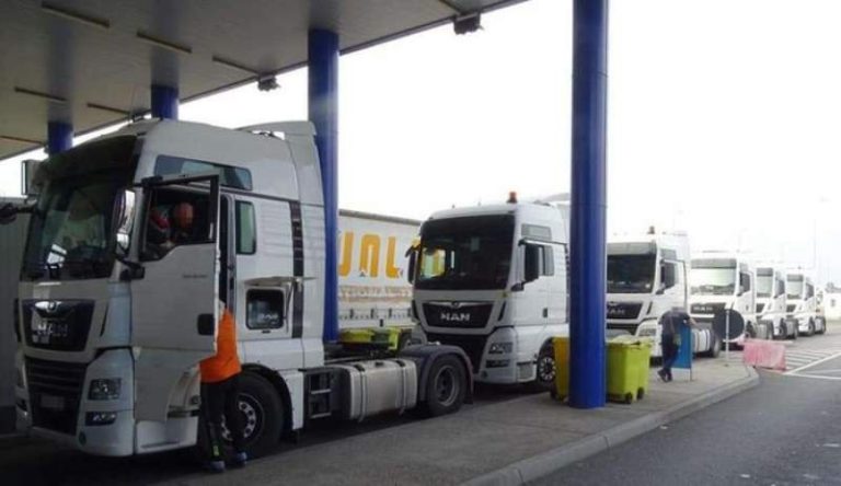 În spatele TIR-urilor cu tone de materiale cu posibilă utilizare militară blocate în vama Albița: ce ascund exporturile uzinei din Tiraspol