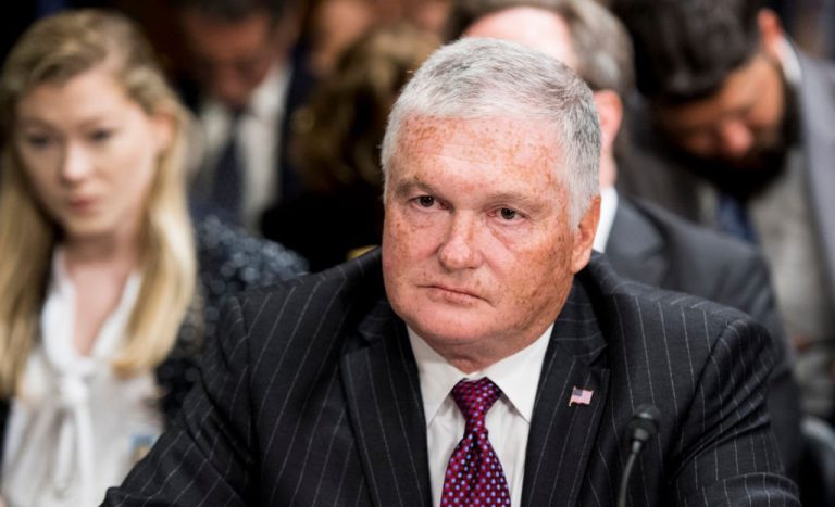 „Vă implor să nu vă lăsați înșelați”: Mesajul integral al lui Adrian Zuckerman, fostul ambasador SUA în România: Dacă extremistul va câștiga, vor fi necesare multe generații pentru a scăpa de un regim autoritar