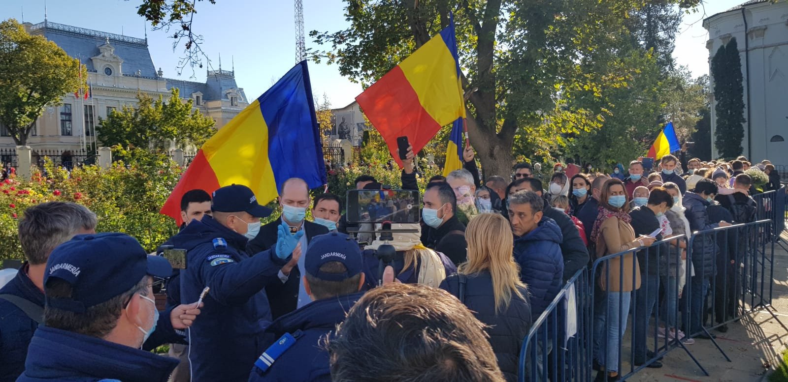  385963_1891_galerie_slujba-Parascheva7