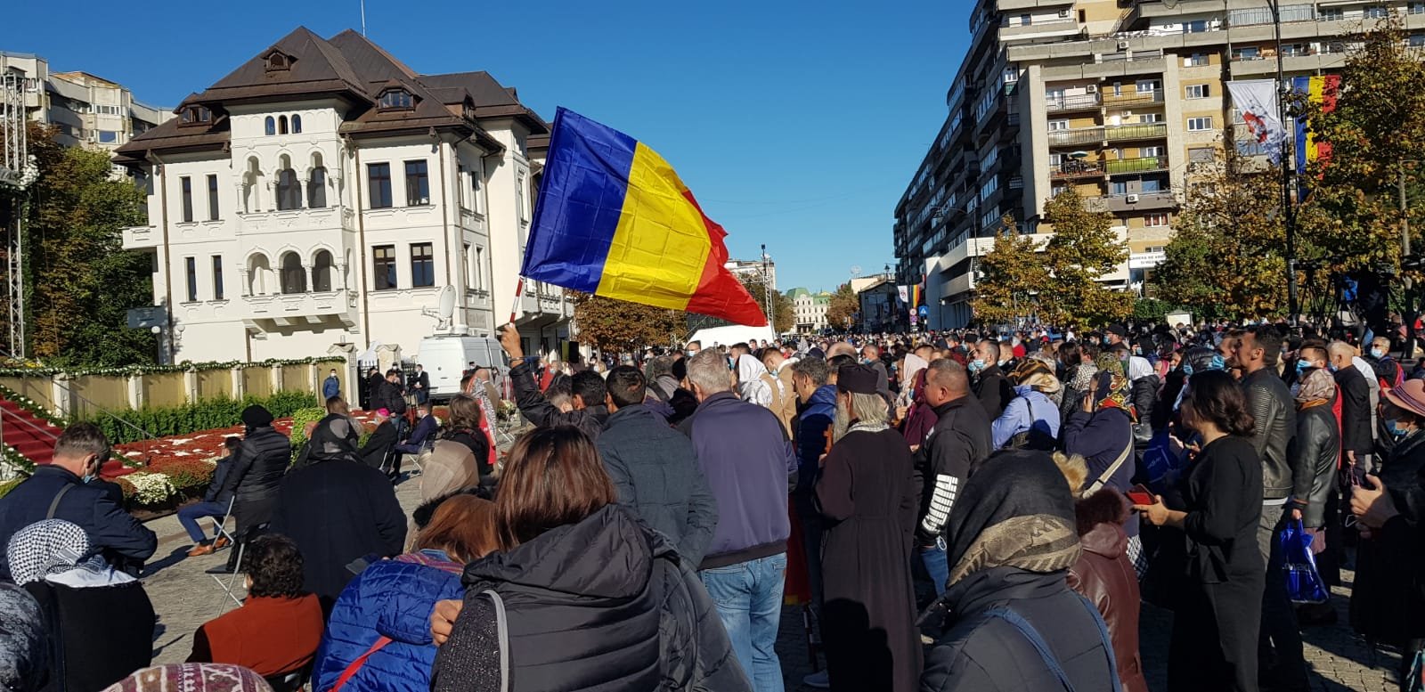  385969_1891_galerie_slujba-Parascheva13